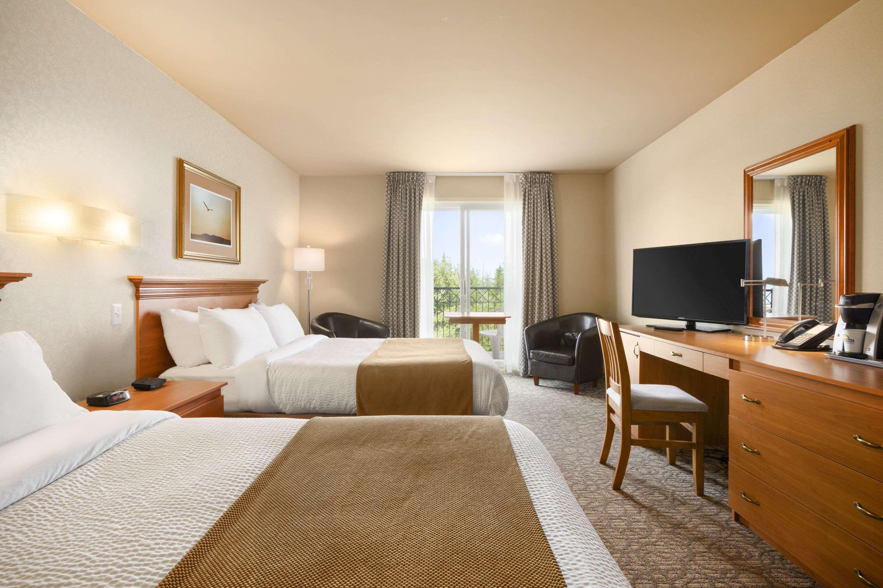 Days Inn By Wyndham Rivière-du-Loup Eksteriør bilde