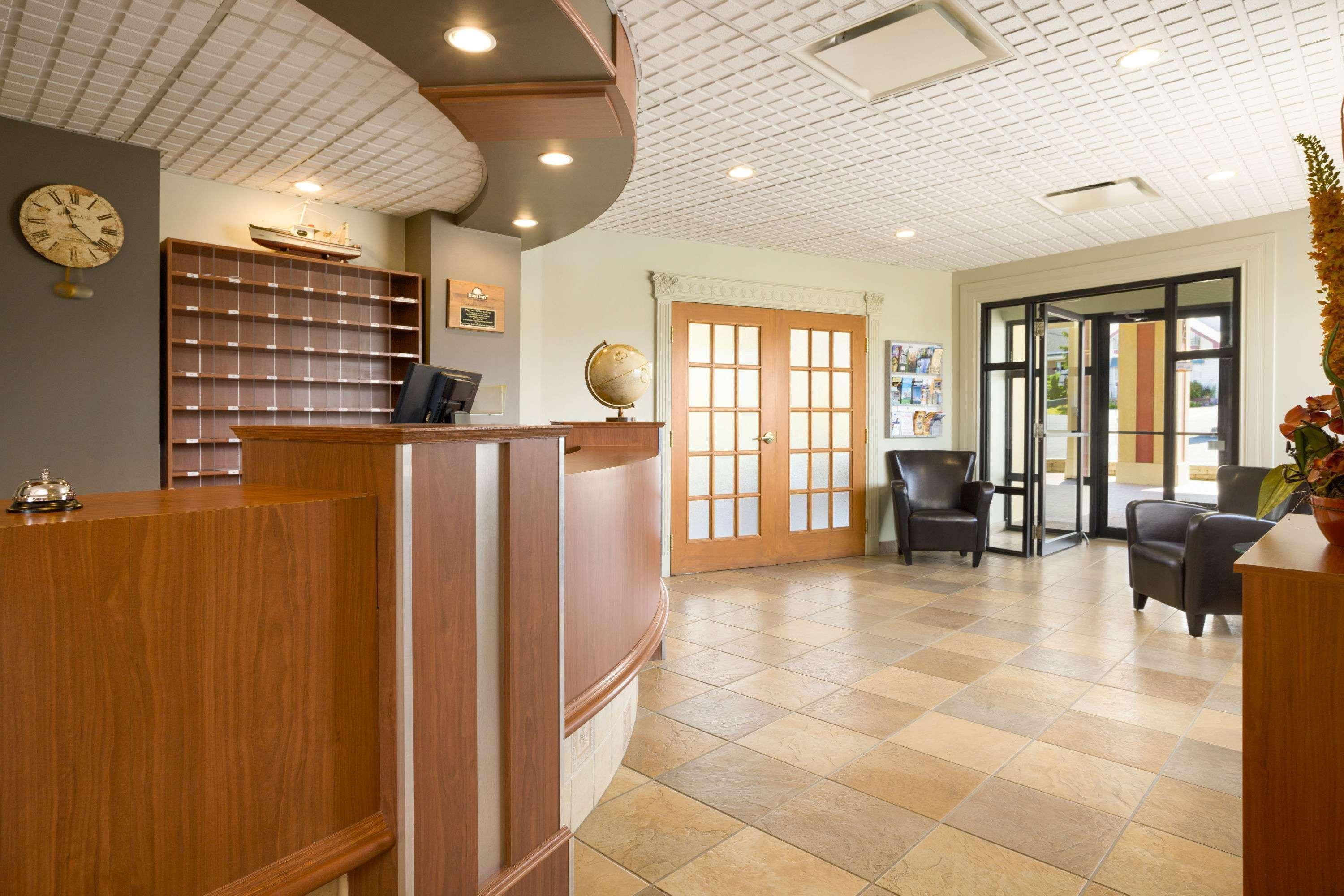 Days Inn By Wyndham Rivière-du-Loup Eksteriør bilde
