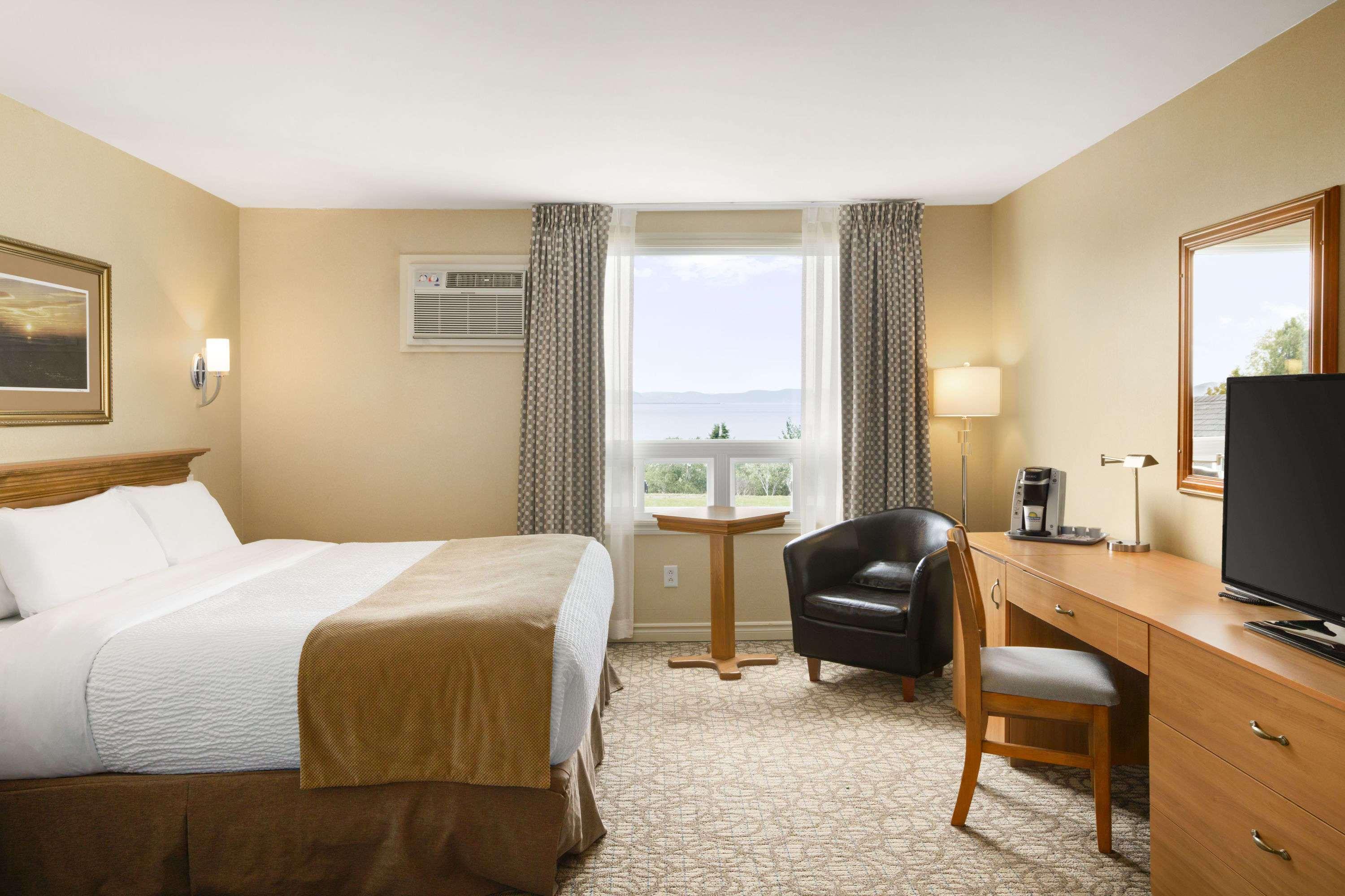 Days Inn By Wyndham Rivière-du-Loup Eksteriør bilde