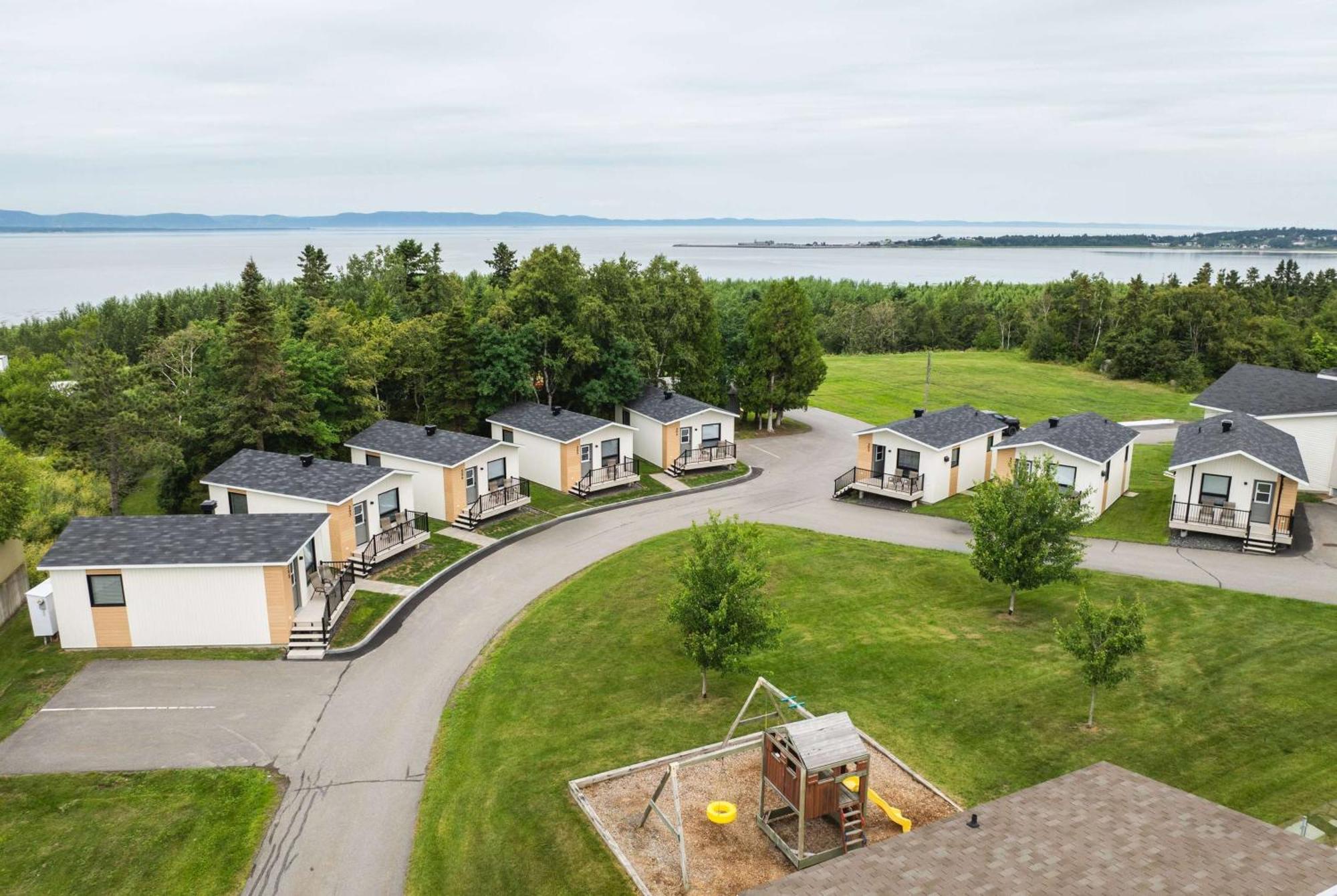 Days Inn By Wyndham Rivière-du-Loup Eksteriør bilde