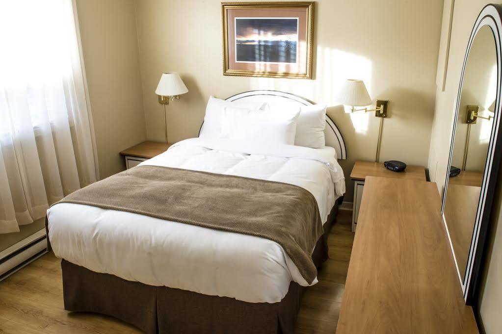 Days Inn By Wyndham Rivière-du-Loup Rom bilde